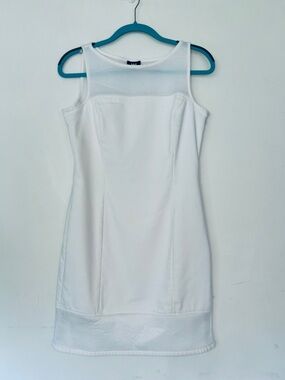 W BY WORTH White Mini Sheath Dress - Mesh Yoke & Hem Size 6